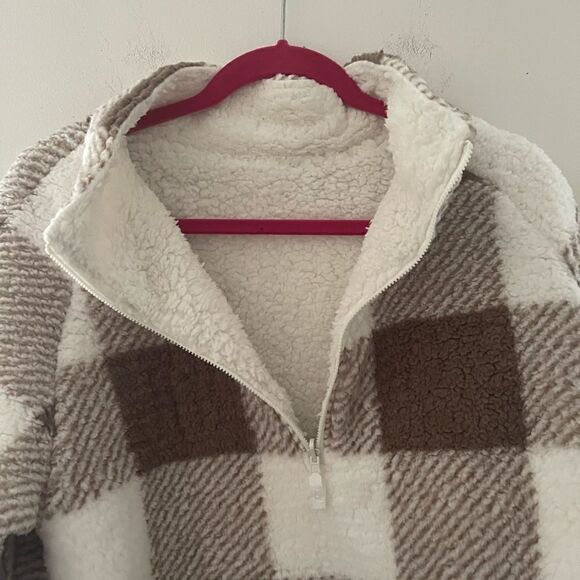 Buffbunny Cropped Fleece Size L - Picture 8 of 11